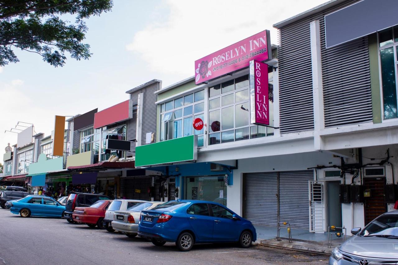 Oyo 90090 Roselyn Inn 2 Pasir Gudang Exterior photo